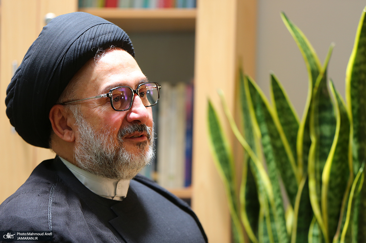 ابطحی: آنهایی که مانع اجرای تفاهم‌نامه شدند در تاریخ جزو بدنام‌ترین‌ها باقی خواهند ماند/ بقا و زندگی و امید مردم ایران، هدف اصلی همه ما باید باشد/ این همان است که آقای خاتمی با سوز و از سر دلسوزی برای مردم ایران و در همراهی با اکثریت مردم، بیان می‌کند