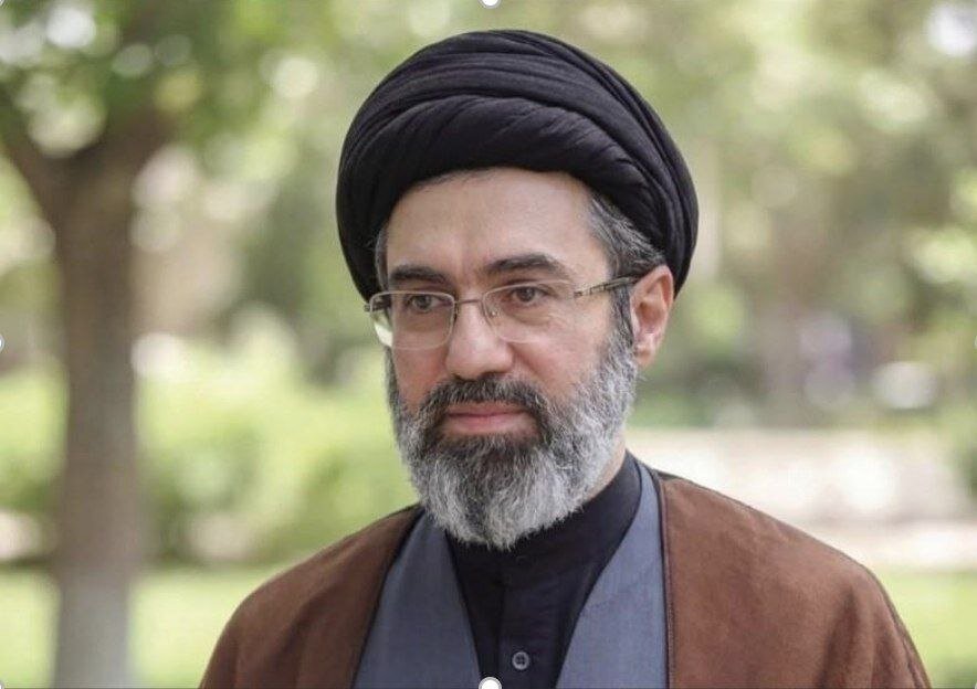 رهبر انقلاب: فراجا با رفتار اعتمادآفرین خود می‌تواند اعتماد مردم را به این نهاد ارزشمند ارتقاء ببخشد