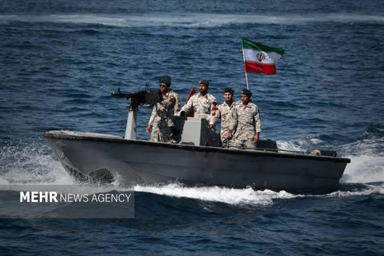 یک نفتکش متخلف در منطقه ممنوعه تنگه هرمز شناسایی شد