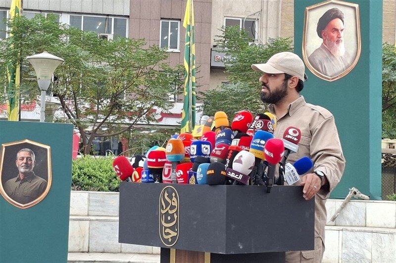 معاون طائب از آموزش کار با «کلاشینکف، آرپی‌جی و تیربار» به جان فدایان خبر داد/ جزئیات آموزش نظامی بانوان؛ در «اطفای حریق و آتش‌نشانی» آموزش می‌بینند