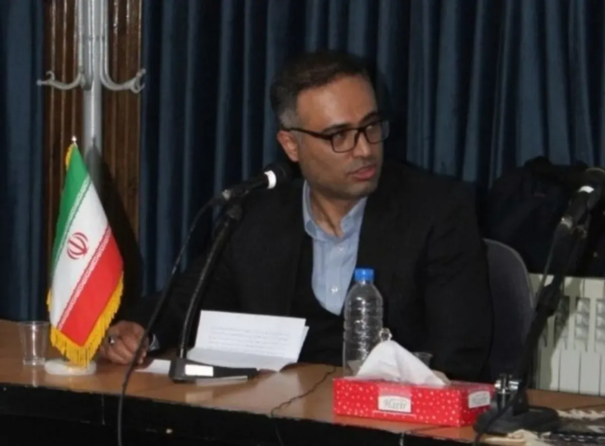انتقاد دکتر دبیری مهر ، استاد دانشگاه از جوجه مجری ها