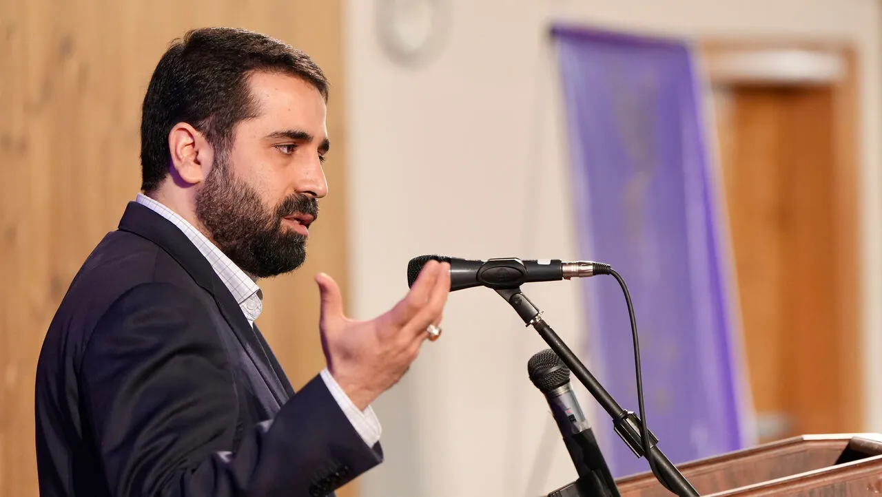 اصرار بر چند‌ صدایی و موازی‌کاری در مدیریت فضای مجازی/ زور پزشکیان به آقامیری می‌رسد؟